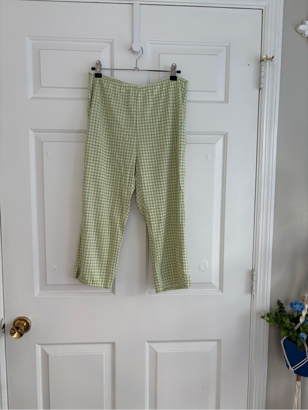 Gingham Capri Pants- Light Green - Picture 13 of 16